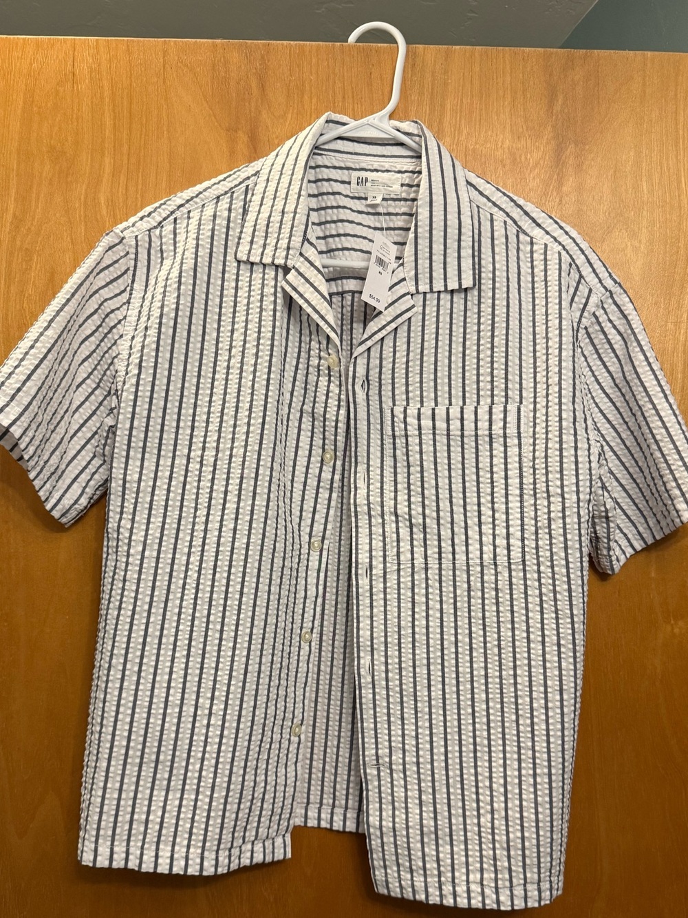 100% Cotton GAP Boxy Fit XS White/Blue Striped Seersucker Short Sleeve Button-Up